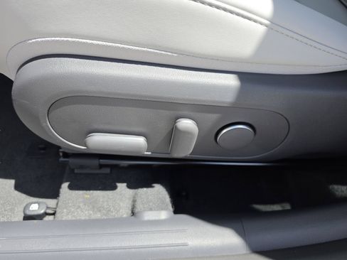 New 2026 Hyundai Kona Limited FWD image 25