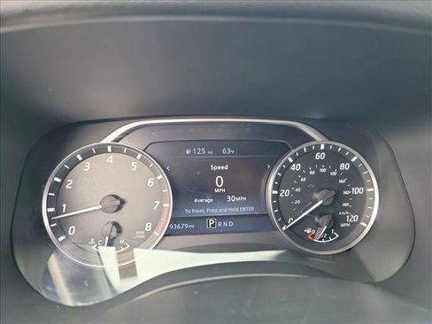 Used 2022 Nissan Frontier SV image 18