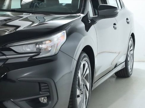 Certified 2023 Subaru Legacy Limited image 4