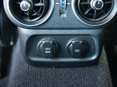 Used 2019 Kia Stinger GT1 RWD image 42