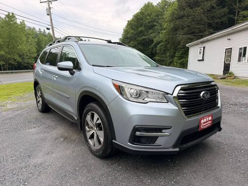 Used 2021 Subaru Ascent Premium w/ Convenience Package AWD/4WD image 3