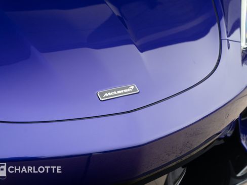 Used 2022 McLaren GT image 8