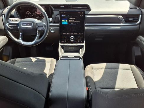 Used 2025 GMC Terrain Elevation image 8