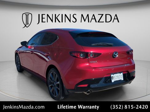 Used 2021 MAZDA MAZDA3 s image 6