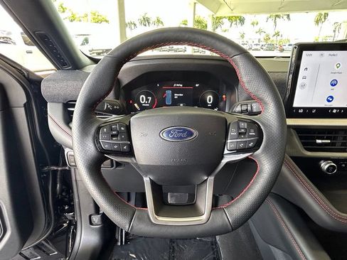 Used 2026 Ford Explorer ST-Line w/ ST-Line Street Pack RWD image 16