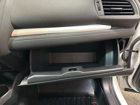 Used 2018 Honda Fit EX image 25