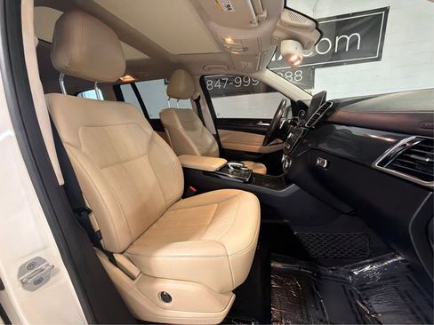 Used 2018 Mercedes-Benz GLS 450 4MATIC image 15