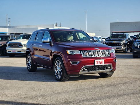 Used 2020 Jeep Grand Cherokee Overland AWD/4WD image 3