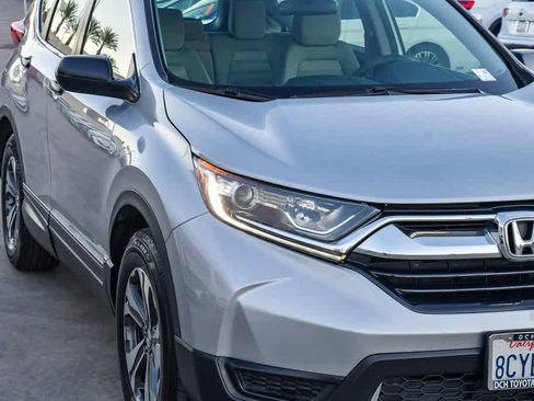 Used 2018 Honda CR-V LX image 4