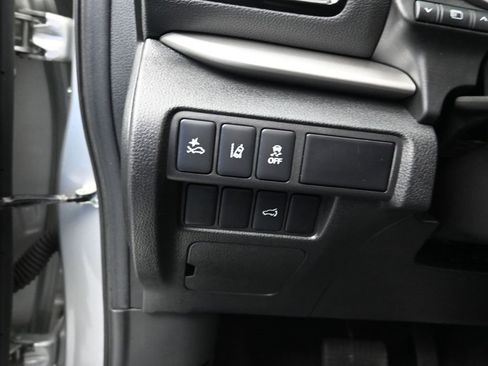 Used 2024 Mitsubishi Eclipse Cross SE image 14