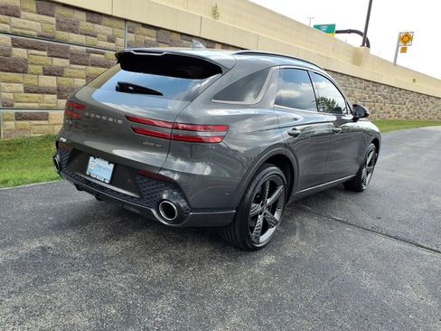 Used 2023 Genesis GV70 3.5T Sport w/ Sport Prestige Package AWD/4WD image 11