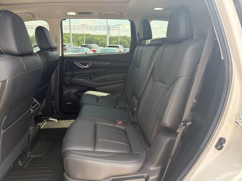 Used 2024 Subaru Ascent Limited w/ Technology Package AWD/4WD image 35