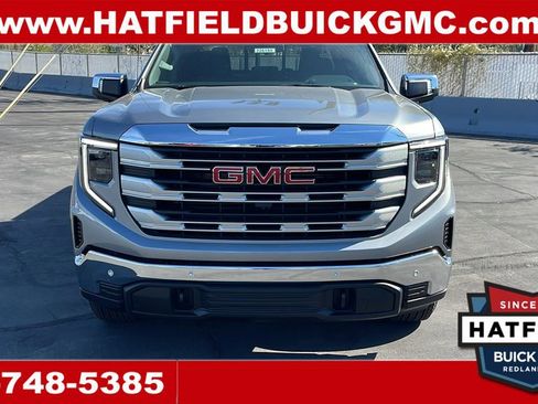 New 2026 GMC Sierra 1500 SLE w/ Preferred Package image 8