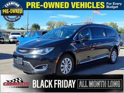 Used 2018 Chrysler Pacifica Touring-L