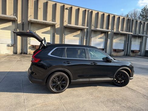 Used 2023 Honda CR-V Sport Touring image 11