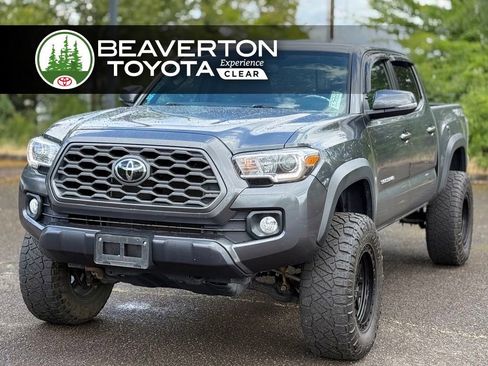 Used 2022 Toyota Tacoma TRD Off-Road AWD/4WD image 1