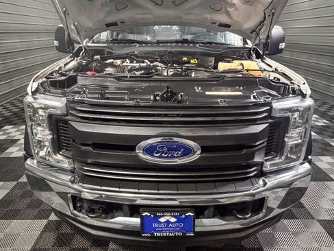 Used 2019 Ford F450 XL w/ Power Equipment Group image 39