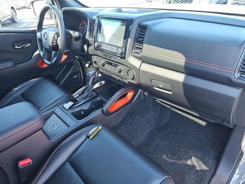Used 2024 Nissan Frontier PRO-4X w/ Pro Premium Package image 19
