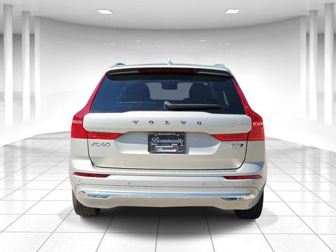 Used 2023 Volvo XC60 B5 Plus w/ Climate Package AWD/4WD image 4