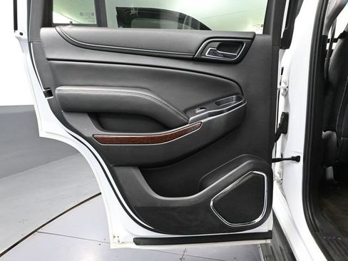 Used 2015 GMC Yukon SLE image 34