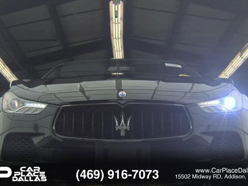 Used 2016 Maserati Ghibli RWD image 2