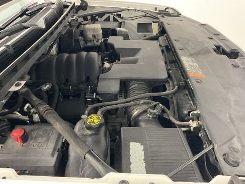 Used 2018 Chevrolet Silverado 1500 LTZ image 23