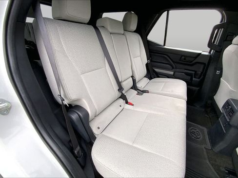 Used 2025 Toyota 4Runner SR5 RWD image 19