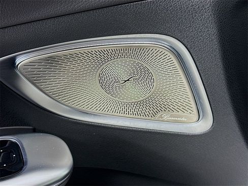 Used 2025 Mercedes-Benz C 300 4MATIC Sedan image 19