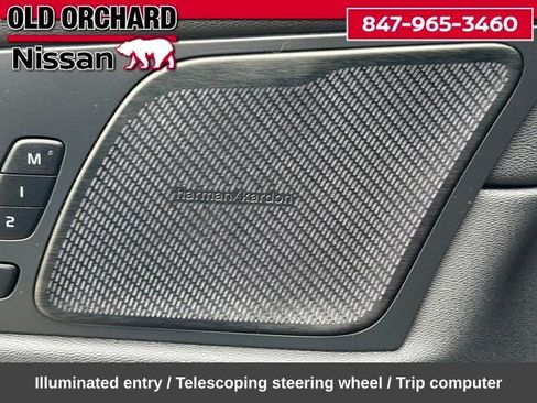 Used 2022 Volvo XC60 T8 R-Design w/ Advanced Package AWD/4WD image 11