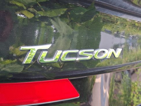 Used 2021 Hyundai Tucson Limited FWD image 31