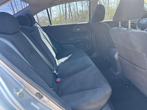 Used 2013 Honda Accord LX image 17