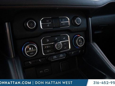 Used 2023 Chevrolet Suburban RST w/ Luxury Package image 11