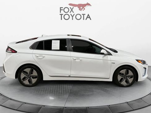 Used 2020 Hyundai Ioniq SEL image 7