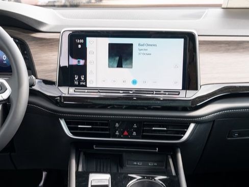 New 2026 Volkswagen Atlas SEL Premium R-Line image 32