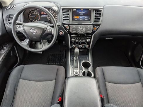 Used 2019 Nissan Pathfinder S image 26