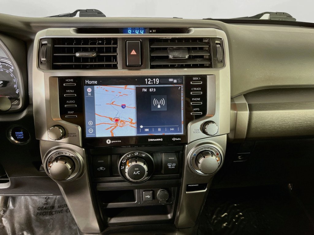 Used 2024 Toyota 4Runner SR5 Premium AWD/4WD image 17