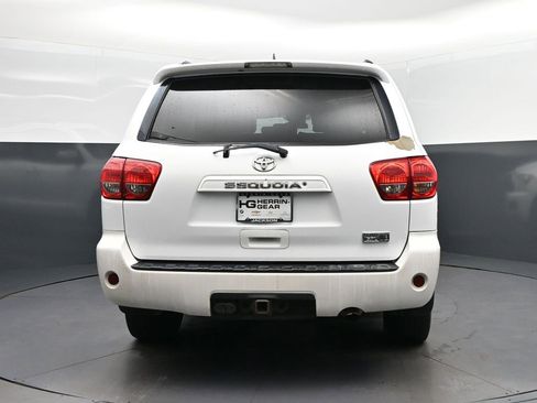 Used 2013 Toyota Sequoia SR5 RWD image 6