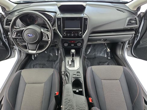 Used 2019 Subaru Crosstrek 2.0i Premium image 9