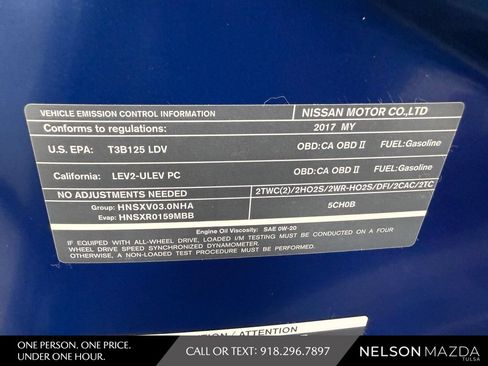 Used 2017 INFINITI Q60 3.0t w/ Cargo Package RWD image 39