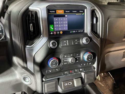 Used 2022 GMC Sierra 1500 Elevation AWD/4WD image 16