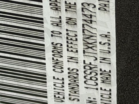 Used 2019 RAM 1500 Laramie w/ Sport Appearance Package image 33