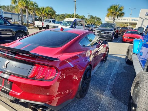 Used 2020 Ford Mustang Shelby GT500 w/ Technology Package image 3