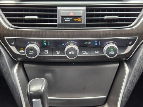 Used 2018 Honda Accord EX-L image 18