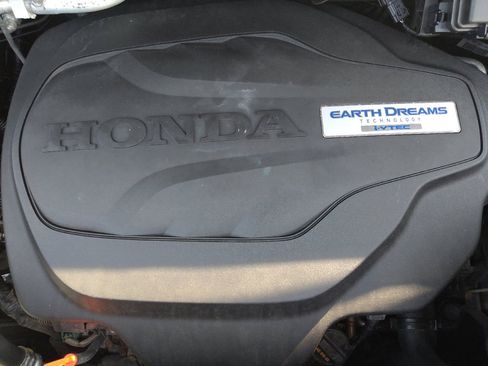 Used 2016 Honda Pilot Touring image 30