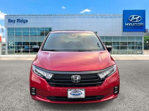 Used 2023 Honda Odyssey Sport image 5