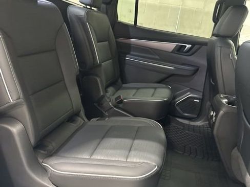 Used 2025 Buick Enclave Sport Touring w/ Power Package image 42