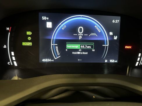 Used 2025 Toyota Camry LE image 16