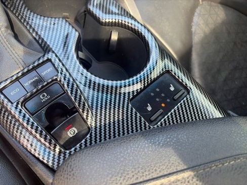 Used 2020 Toyota Camry XSE FWD image 24