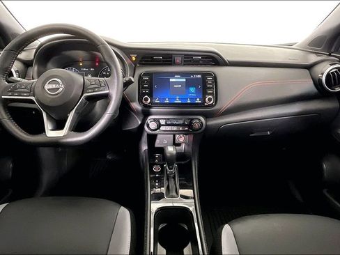 Used 2024 Nissan Kicks SR w/ SR Premium Package FWD image 21