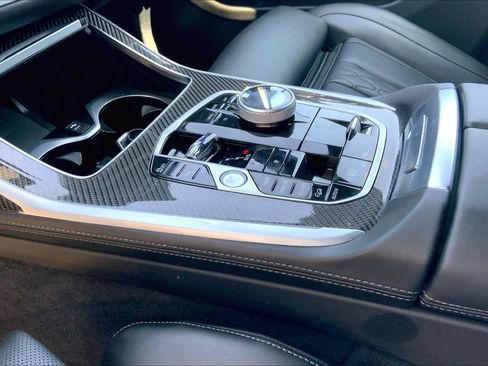 Certified 2026 BMW X7 M60i image 18